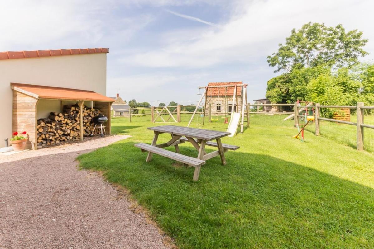 Villa Appaloosa Lormes Exterior foto
